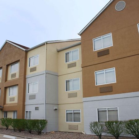 La Quinta By Wyndham Emporia Hotel Exterior photo